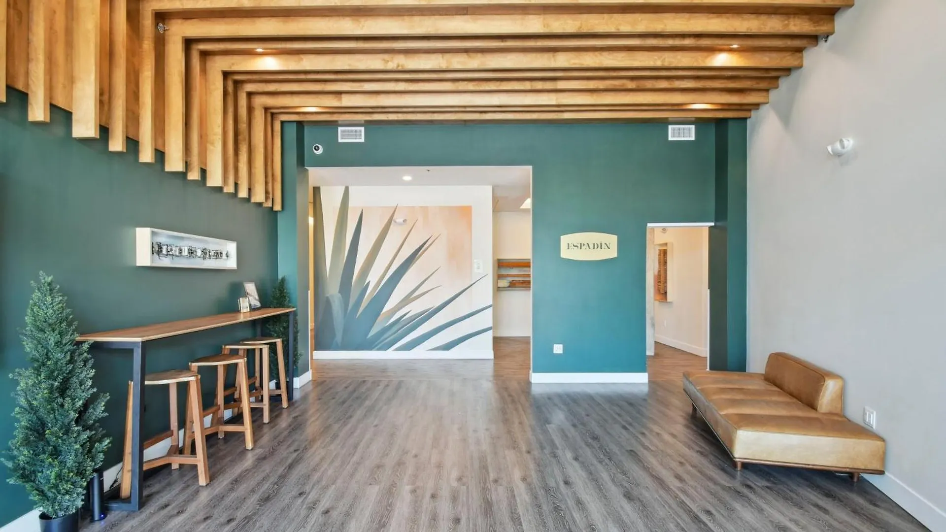 Polished Stayscape | Espadin Lohi Holiday home