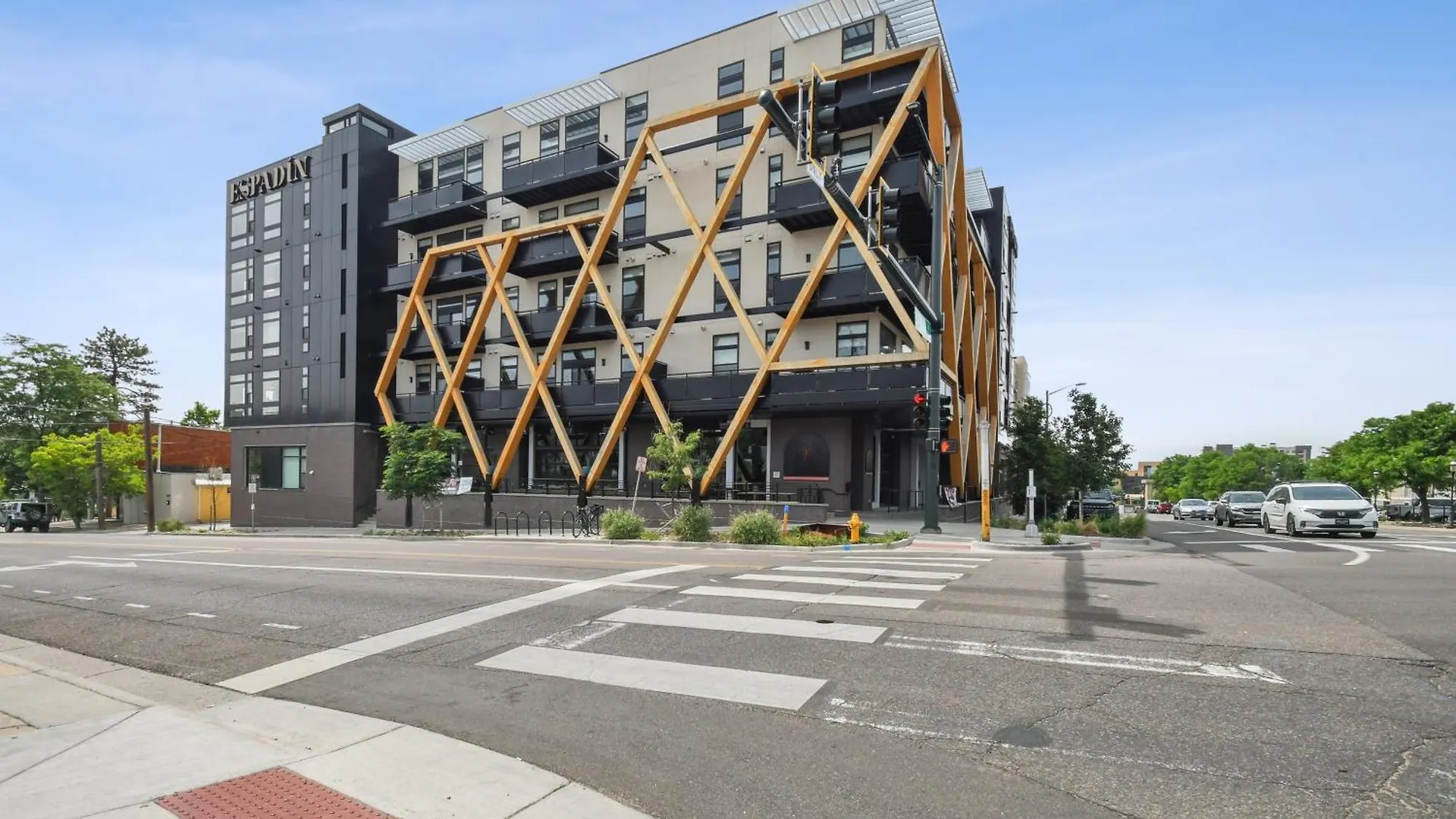Polished Stayscape | Espadin Lohi 0*, Denver