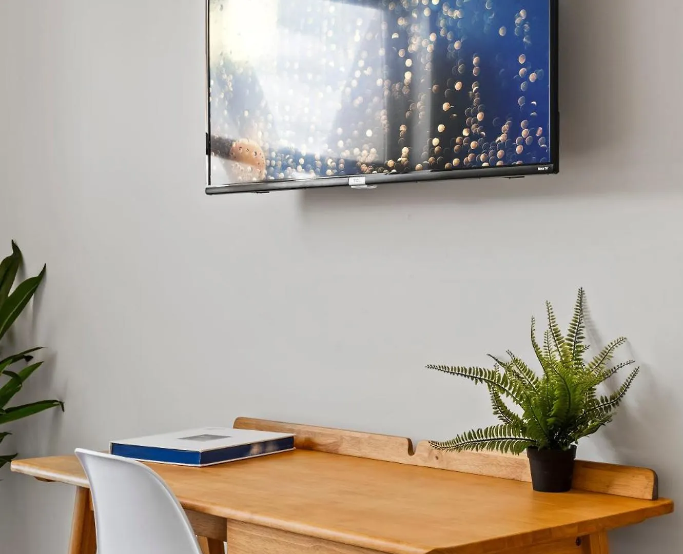 Polished Stayscape | Espadin Lohi Denver Holiday home